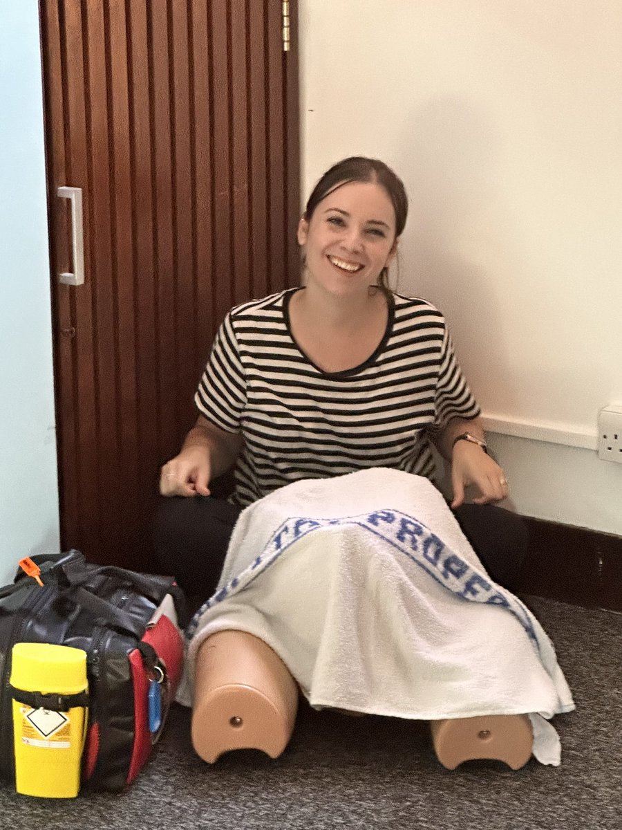 JOReilly108's tweet photo. Today we held a collaborative LMNS and SECAMB Pre hospital prompt session. What an amazing day filled with truly amazing colleagues 💕 living the ethos MDT training 🤩  @EKHUFTMaternity @SECAmbulance @airambulancekss @BeckyBooCollins @DawnKerslake @callumsmith129 @HayleyLSargeant https://t.co/Z2nvIlvXeW