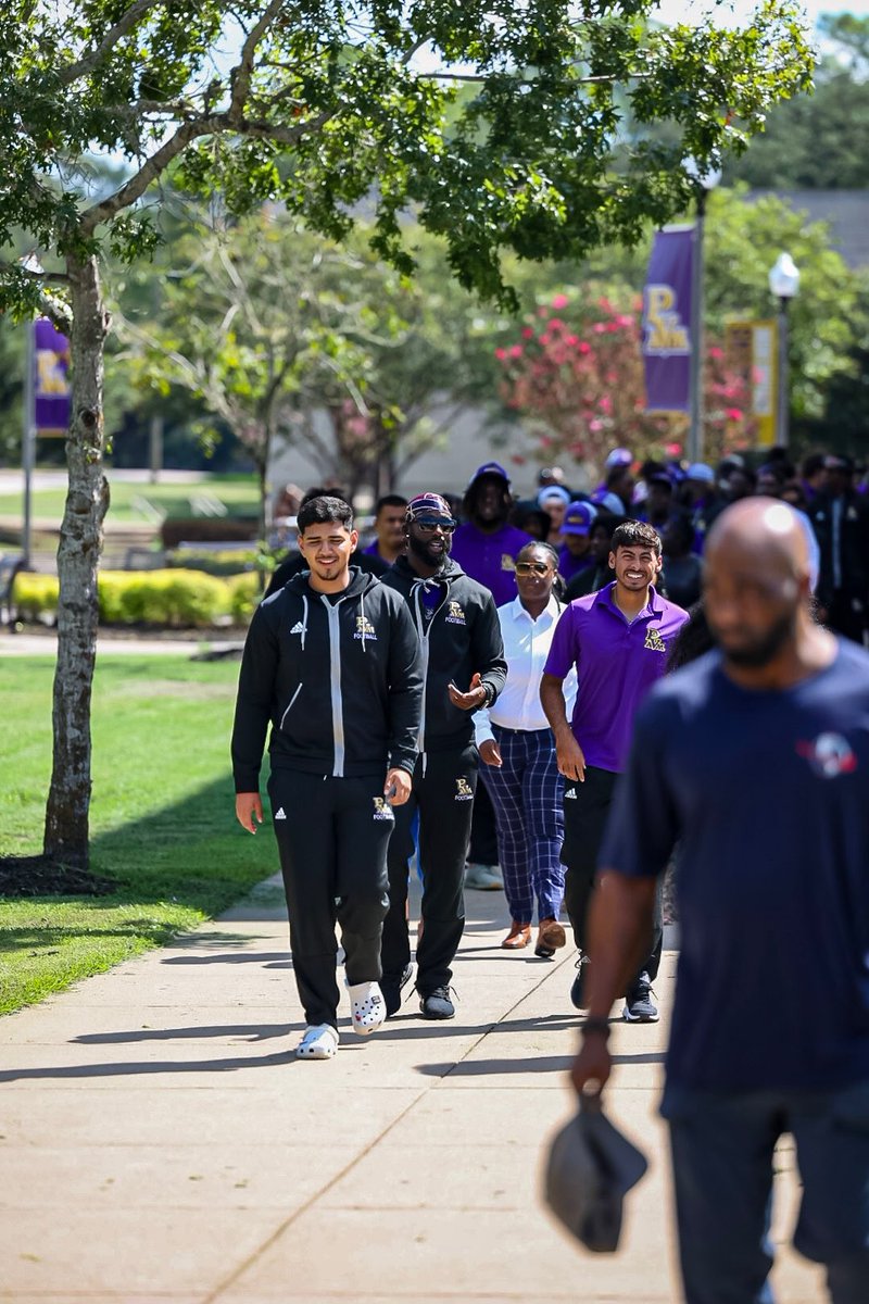 pvamufb_'s tweet photo. Geared up for a State Fair Tripπ
#PVAMUFootball | #PvNation https://t.co/E6gtOxzBwO
