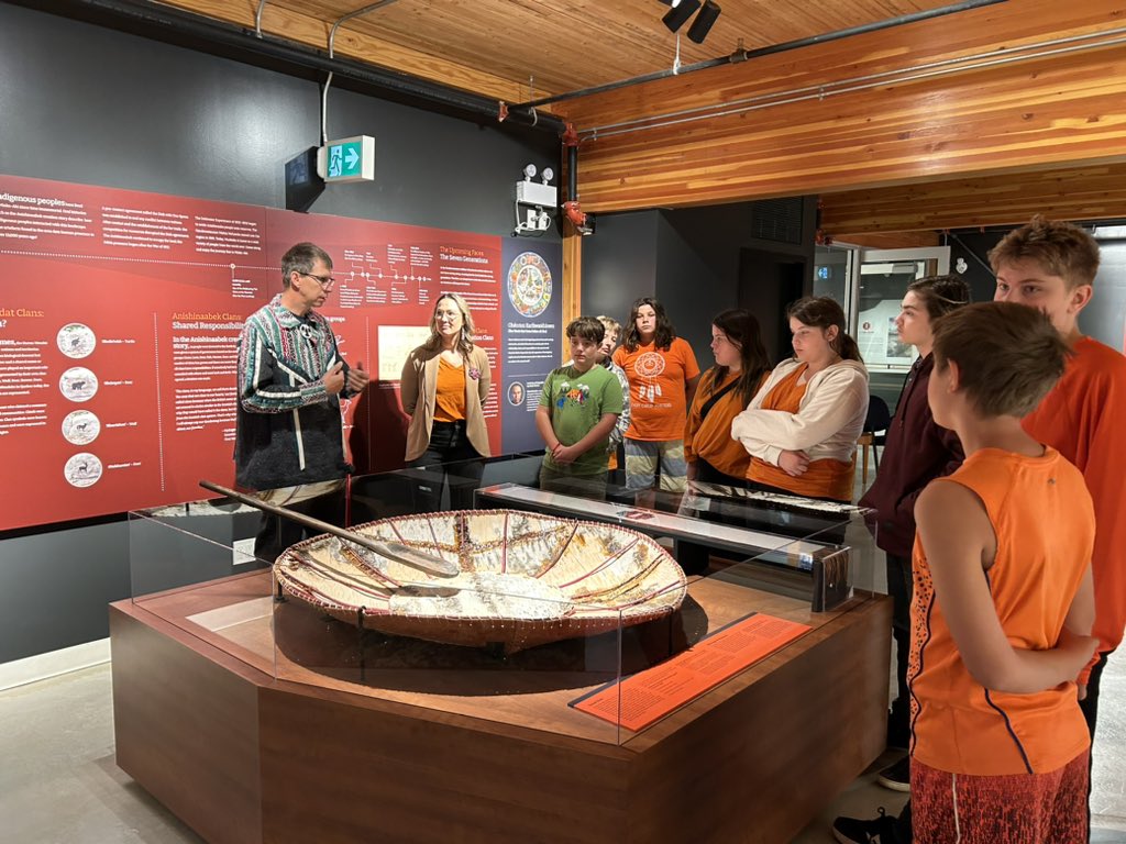 TeachMacKay's tweet photo. @KPMansonps explored the new Indigenous exhibits at The Muskoka Discovery Centre. “Muskoka-Aki (red earth)” with elders as our guides, and the hands on @ScienceNorth  exhibit were both thought provoking and moving. @muskokasteamships_dc #baamaampii @TLDSB #OrangeShirtDay Post 1 https://t.co/2tVNMQ2jcX