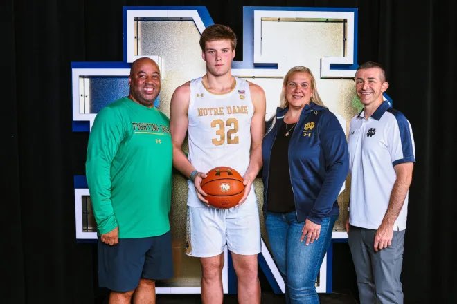 #NotreDame 2025 C target Christian Gurdak (@ChristianGurdak) left Saturday’s visit feeling upbeat about the Irish and the direction of their program. “Their message was pretty clear, they want to win national championships.” @insideNDsports Full story: notredame.rivals.com/news/notre-dam…