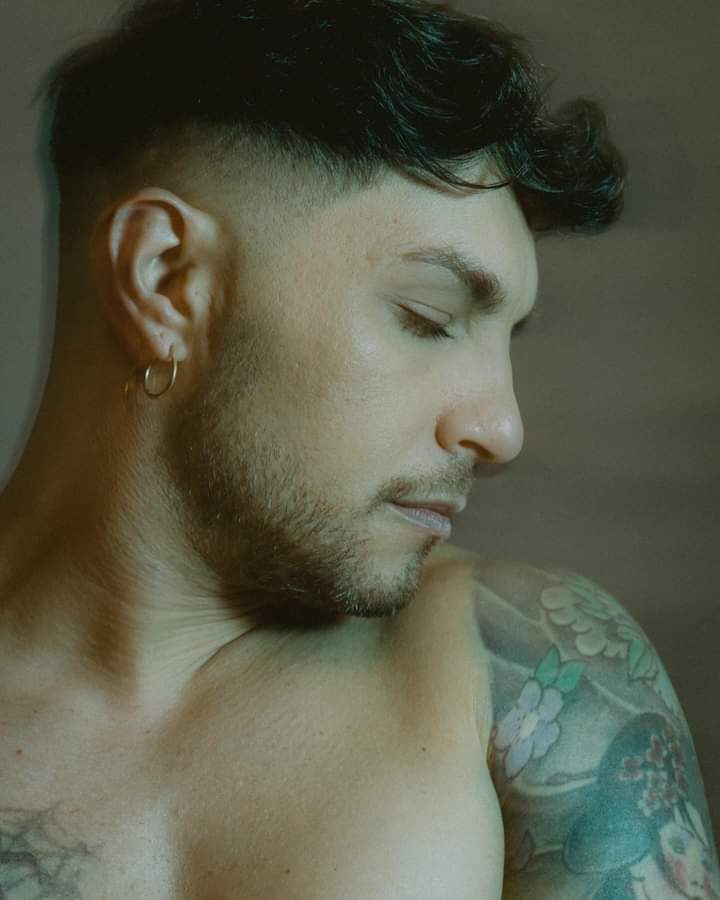 MARCOCARTA85's tweet photo. Sono 28 le date segnate sul calendario. So con precisione che saranno di più.
Io vorrei solo ringraziare ogni anima che ha partecipato a questo #SUPERNOVATOUR.
Oggi siamo qui a godere dell’estate che è stata, dell’autunno che è e dell’inverno che ci aspetta trepidante. https://t.co/Hll4yDI9tF