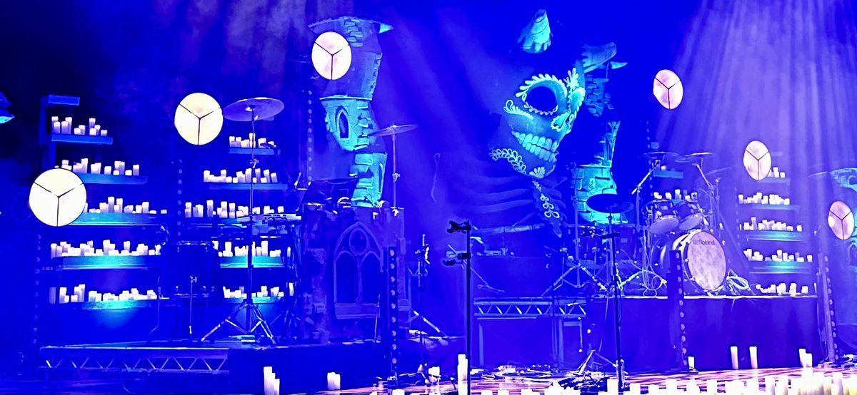 RonTom's tweet photo. Ready for #therockorchestra https://t.co/K5GWLlyz7R
