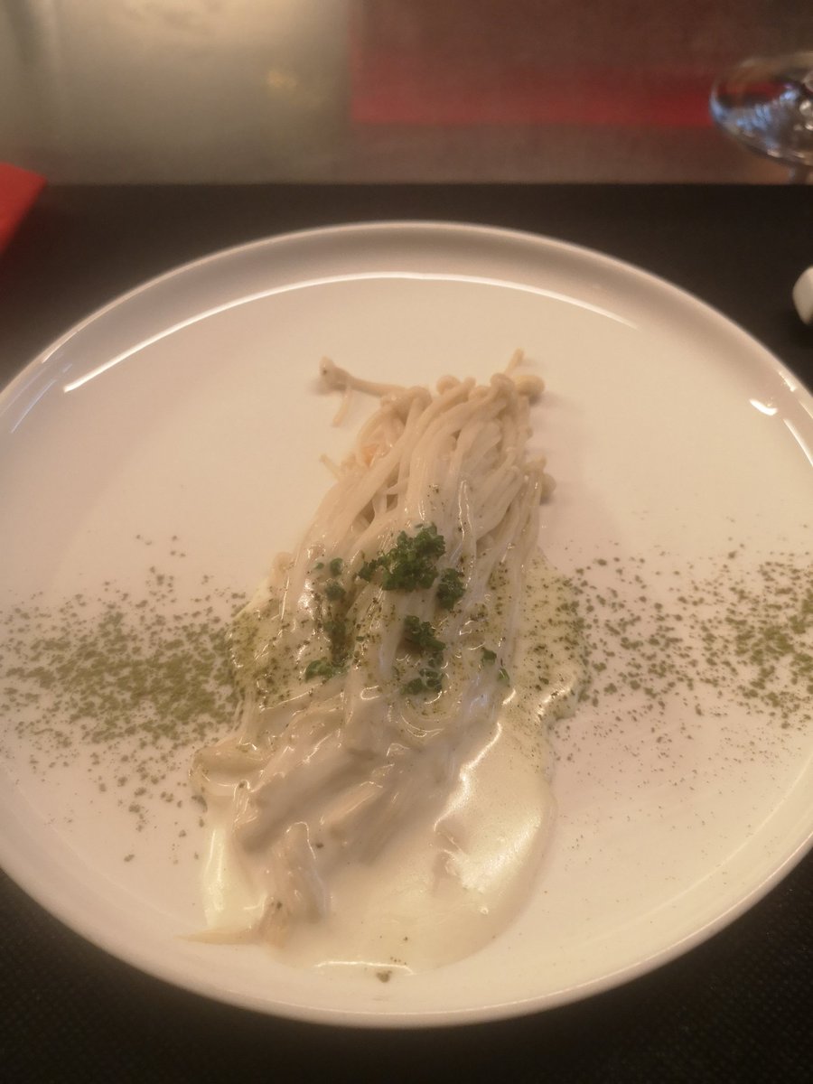 cheflarrea's tweet photo. Nakeima sigue en el nivel 🔝 que recordaba pero un poco más sofisticado. Varios años sin ir y hoy he recuperado el tiempo perdido. https://t.co/3b55xICwY2