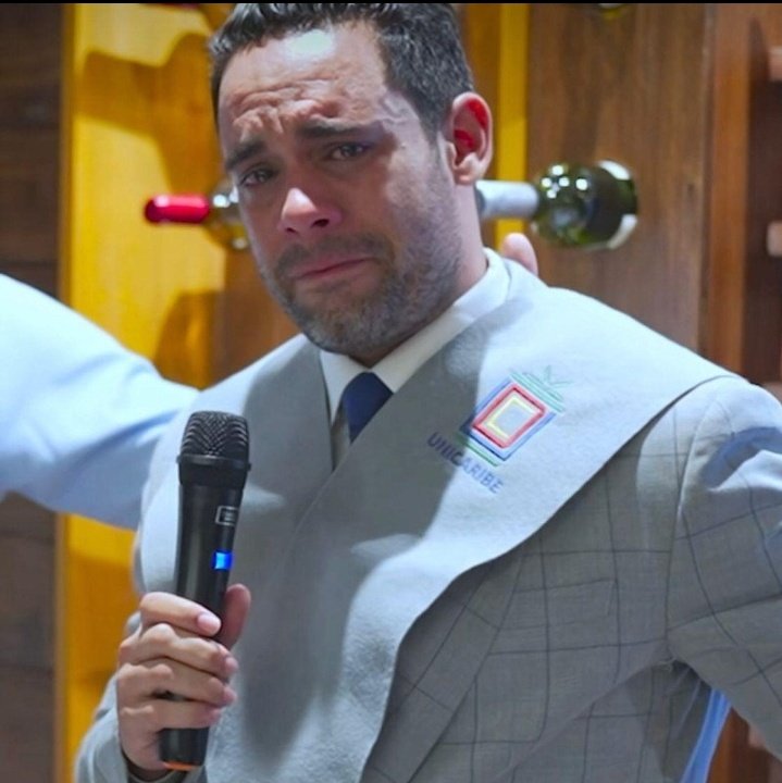 KPONINIMEMES's tweet photo. Cuando ves, que el que copiaba tu clase Se graduó, Y a ti te aplazaron #oriele #punaisesdelit #DangerousRomanceEP7 #28Septiembre https://t.co/gSjdsavCgo