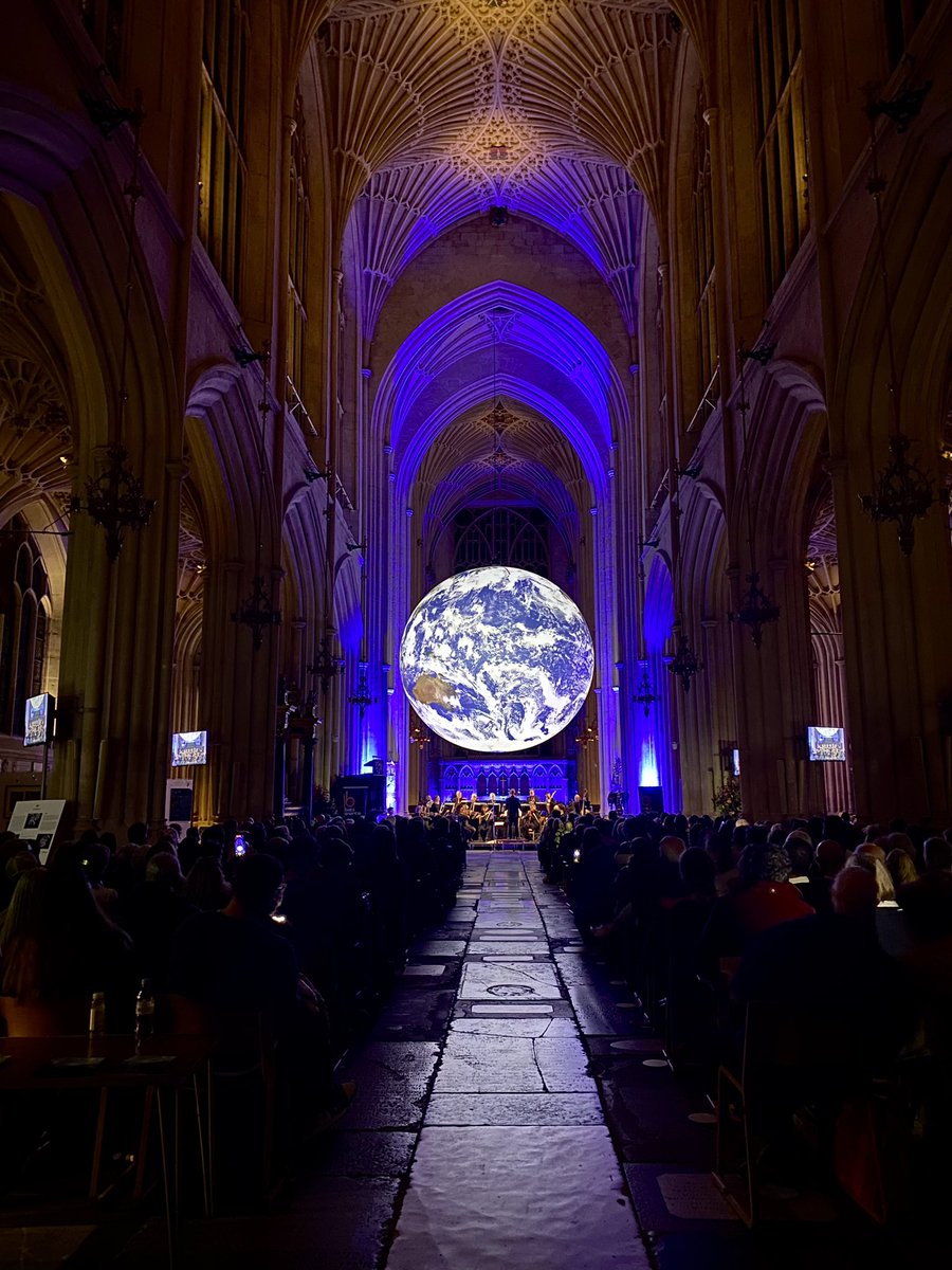 BristolEnsemble's tweet photo. What an evening!! 🌎 We had an incredible concert last night performing the most stunning music to a wonderful audience under @lukejerram’s #gaia exhibition at @bathabbey 🎉 Thank you so much to everyone who came 🌟 #ImmersiveArtConcert
#BluePlanet #planetearth #bbcblueplanet https://t.co/fOa3QasTWz