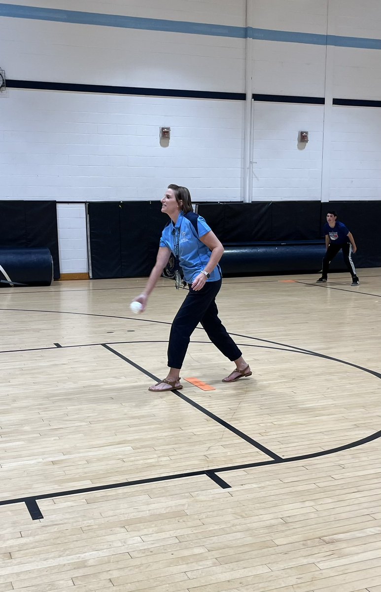 FTHSPhysEd's tweet photo. Dr. Scelso making a celeb appearance in freshman wiffleball! Watch out for her fastball! https://t.co/rngRI6ipyT