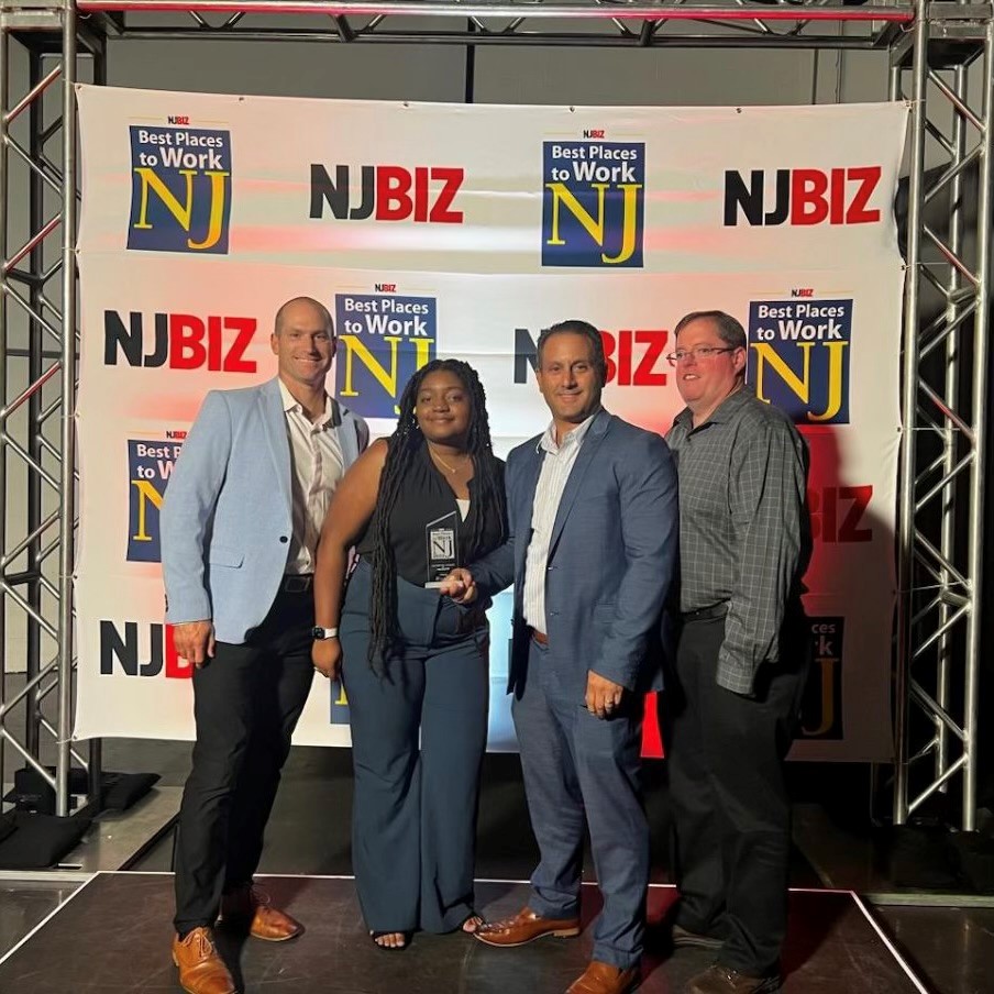 alstonconstruct's tweet photo. Congratulations to our New Jersey office for receiving 1st place in the Large Company Category at the @NJBIZ Best Places to Work Awards. We are proud of the team for receiving this honor for the second year in a row! #BPTW #BuildNJ https://t.co/V4LsKz7SKT
