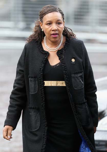 joy_zelda's tweet image. Zenani Mandela is TRASH 🗑 

Retweet if you agree 
#ZolekaMandela Mandla Mandela