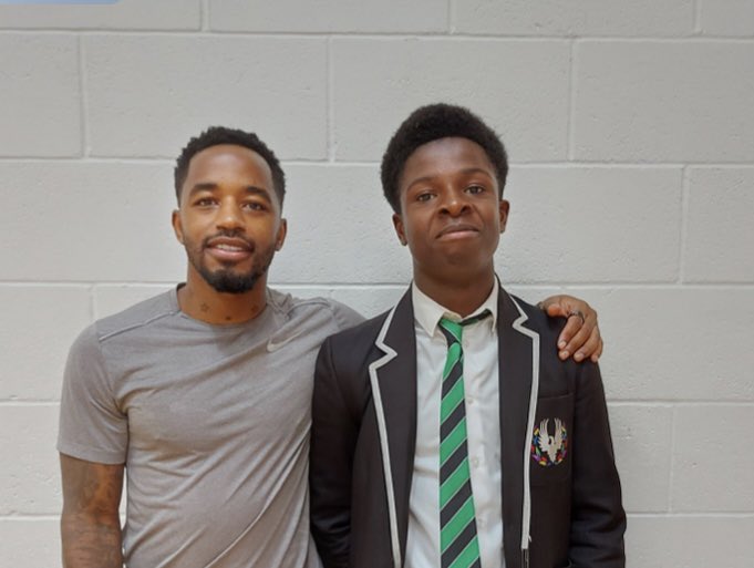 FEBSSW17's tweet photo. We’re absolutely thrilled to hear that @ErnestBevinAcad Y10 Marcell has been selected for @AFCWimbledon Academy.😊
.
We had a surprise visit from former #BlueTie &amp; #PremierLeagueFootballer
.
⚽️ @TariqeFosu ⚽️
who was in the neighbourhood and popped by to see his former teachers😊 https://t.co/DIpHO7wFsQ