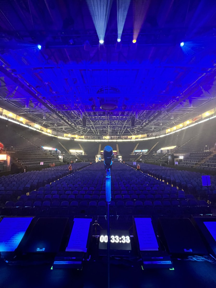 Eshaan Akbar tweet media