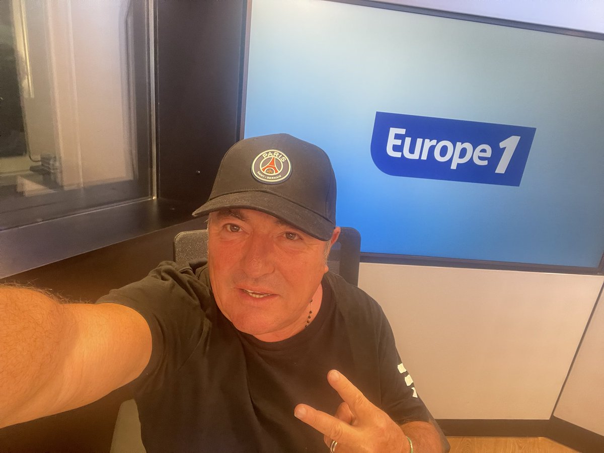 🎙️20h15-21h
⚽️FOOTBALL
- L'homophobie dans le football, un problème ingérable ?
- L'arrivée de Gattuso à l'OM 
- Brest, toujours leader de Ligue 1 

Avec <a href="/OmarAlt14/">Omar Altundag</a>, <a href="/dominicgrimault/">Dominique Grimault</a>, <a href="/BorghiniE/">Borghini Eric</a>, <a href="/olivierrouyer/">Olivier Rouyer</a> et Guy Roux.