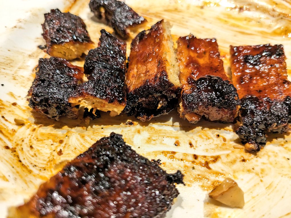 kein_Sitzmoebel's tweet photo. Unbedingt probieren!
Gefunden bei #netto, kann ich euch das nur ans Herz legen:
Erinnert stark an einen #McRib, nur nicht überwurzt.
Schönes mUnDgEfÜhL, toller Geschmack, einfach zuzubereiten.
#Ribs #Rippchen #GreenLegend https://t.co/IeeOoL3NFf