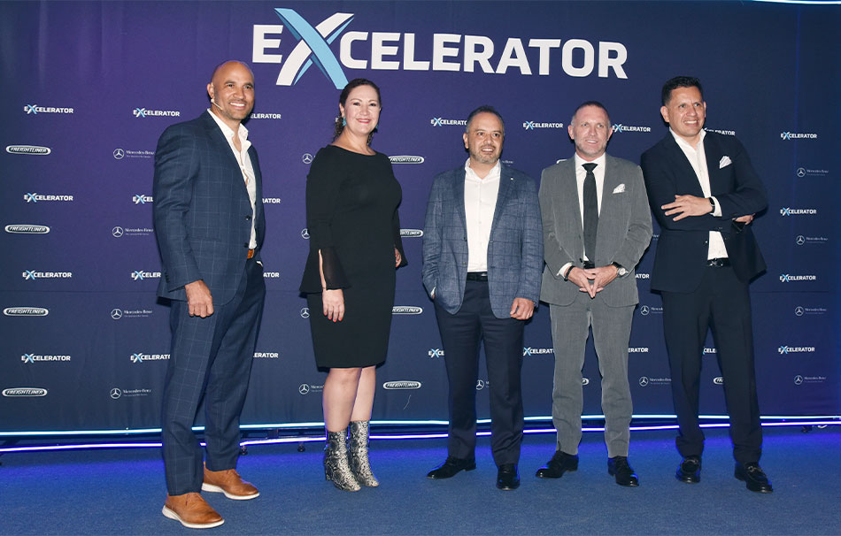 MagazzineTransp's tweet image. Lanzan #Excelerator en #México, una solución de movilidad más allá del e-commerce
@FreightlinerMex 
tinyurl.com/3pvybjk4
#MAGAZZINEDELTRANSPORTE
