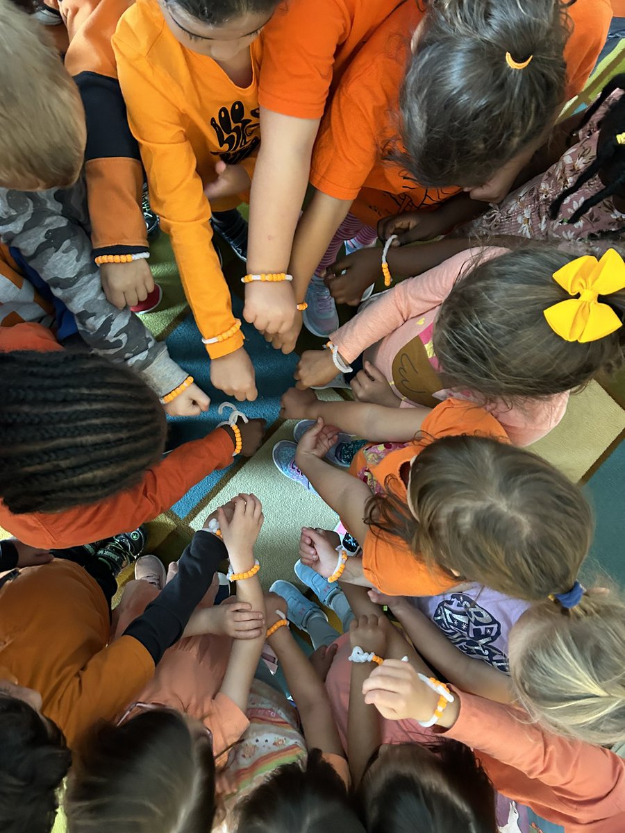 Genevieve Lefebvre (@kcbusybees) on Twitter photo To honour #OrangeShirtDay as a school we created beautiful bracelets. Every Child Matters π§‘π <a href="/StAnneOCSB/">St. Anne School</a> To honour #OrangeShirtDay as a school we created beautiful bracelets. Every Child Matters π§‘π <a href="/StAnneOCSB/">St. Anne School</a>