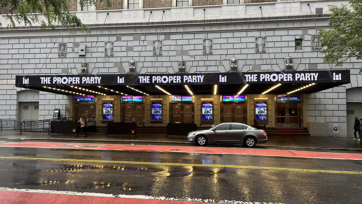 WillyWonkaXRP's tweet image. THIS TRUE? 🧐 

The Castle 🏰 

#ProperParty #Ripple $XRP #XRP #XRPL 🧱