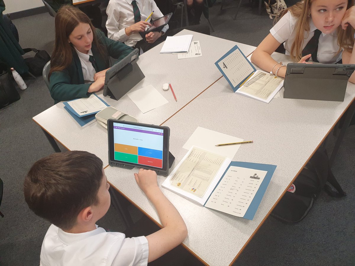 StMungosML's tweet photo. Miss Flanigan's S1X1 competing with calculations in Spanish +-÷× #mathsweekscotland https://t.co/px9BS5Hw1z
