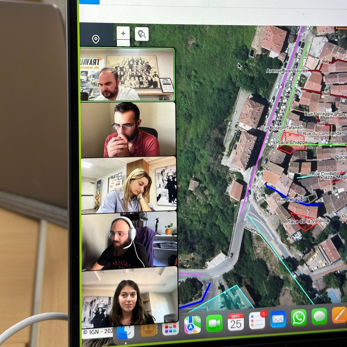 RidolfiPierre's tweet photo. Toute la Team @pichjulellu souhaite la bienvenue à Billie, étudiant en BUT GEA à l’Università, qui a débuté cette semaine son alternance chez nous en qualité d’assistante de direction pour une période de 2 ans.

À fianc’à a nostra #Giuventù 

#agency #studiàincorsica https://t.co/2Jnz5s3UzC