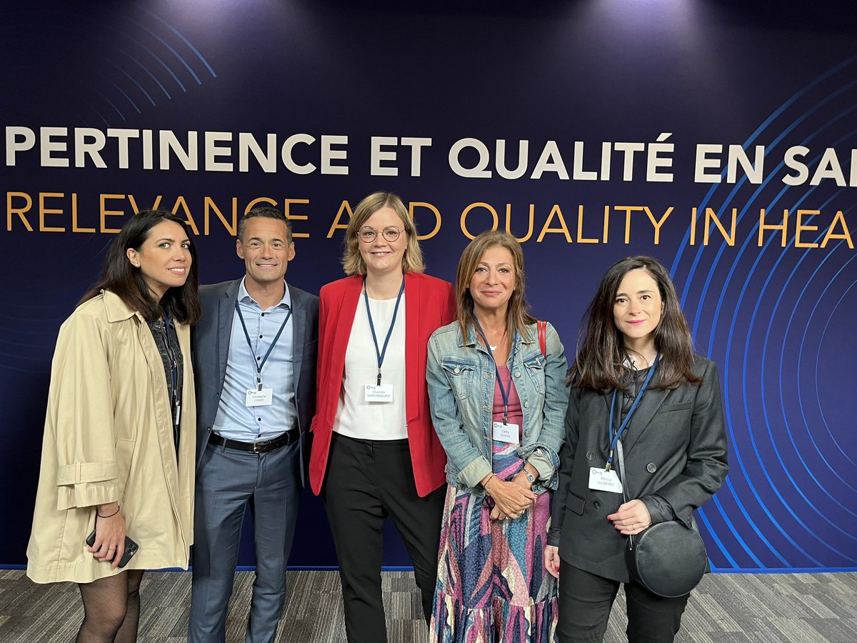 ChaWarembourg's tweet image. Une grande 1ère à #CHAM2023, événement phare qui réuni de nombreux acteurs pour réfléchir à améliorer notre système de #santé. 

Tables-rondes, rencontres et beaux moments entre collègues et partenaires !

🗓️ Rdv l’an prochain avec toujours + de patients à la table des débats 👍🏼