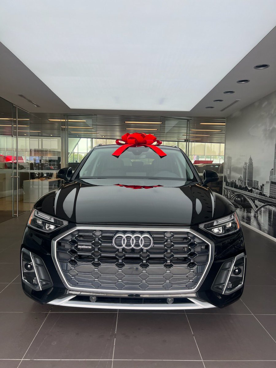 Thanks to the Byers family at Audi Columbus, George Kauffman, Rachel Dimler, Lindsey Tinsley at @byersauto and @the1870society for hooking me up with this awesome new Audi Q5!! Had a quick and easy process with this group and loved the customer service. Go check them out!