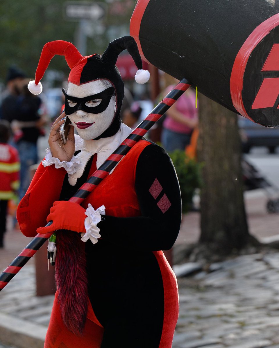 Get ready for South Street's FIRST Halloween Costume Crawl &amp; Bar Bash on October 31st, 7pm kickoff at 5th &amp; South Street! 🎃🍻 

 Visit the link below to register! 🖤🦇

eventbrite.com/e/south-street… 

#SouthStreetPhilly