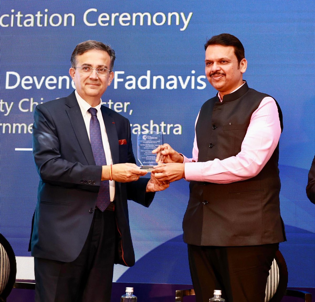 Devendra Fadnavis tweet media