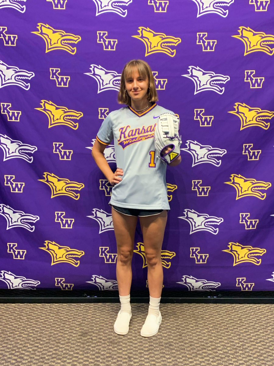 claireprovan20's tweet image. 💛🐺💜 #rollyotes @KWUSoftball @kwucoyotes @NEGOLD_CLOSNER #NCSACommit