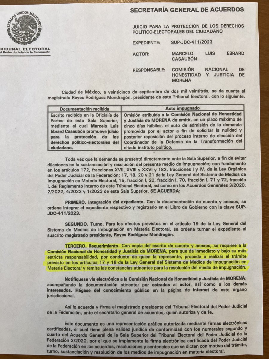 TransformaTlax's tweet photo. El @TEPJF_informa ordena a la @CNHJ_Morena contestar en un plazo máximo de 5 días la impugnación que presentó @m_ebrard. 
La razón nos asiste y no vamos a descansar hasta que haya democracia verdadera.
#ConMarceloHastaDondeTope 💥👊🏼 https://t.co/Do2KoqcSHe