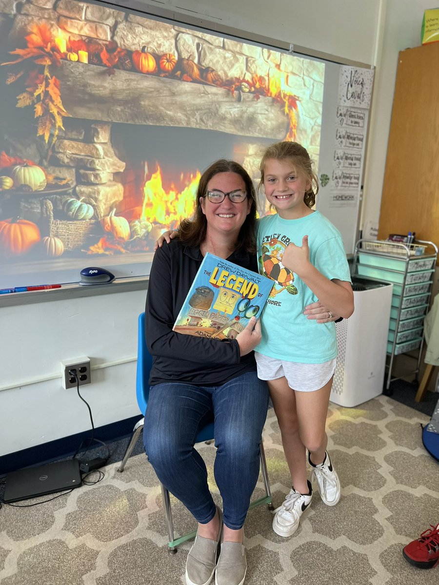 Ms. Mueller tweet media