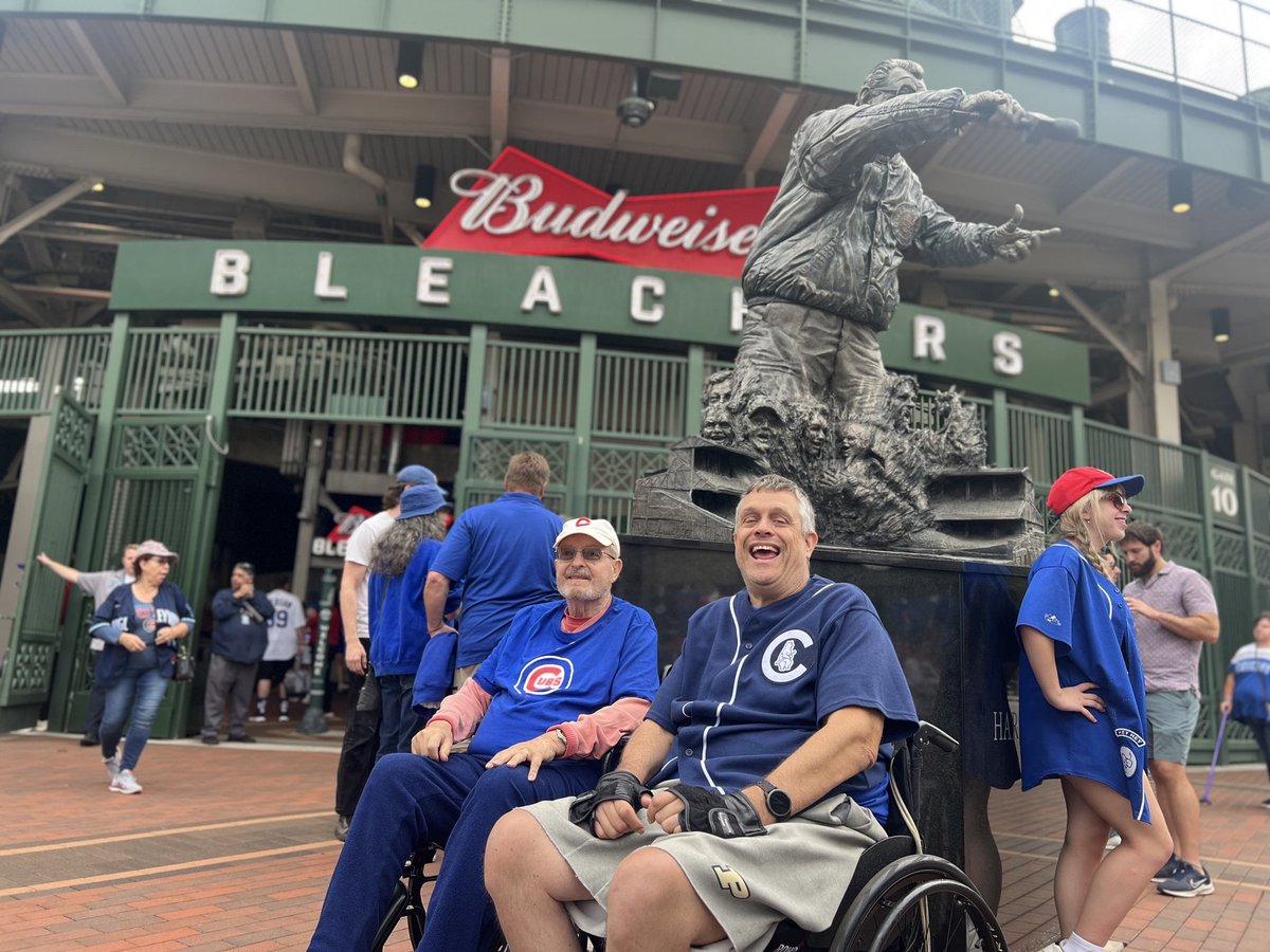 CreasySpringsHC's tweet photo. How’s your weekend going? Last weekend we took a father and son to the LAST Cubs game of the season, and celebrated the big W. https://t.co/nHks7FpU7q