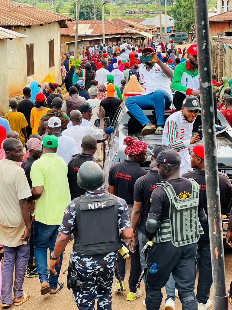 nairaland's tweet photo. Dino Melaye Campaigns In Koton Karfe, Kogi LGA (Drone Shots, Video) https://t.co/rclLU2OwhO https://t.co/IdMET25fuz