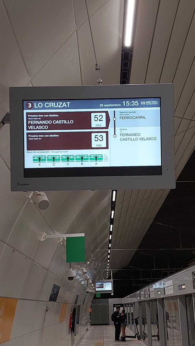 Ceasheii's tweet photo. @metrodesantiago me confirman si esto es un error o debo ver una alternativa distinta?? https://t.co/khw96VyYm7