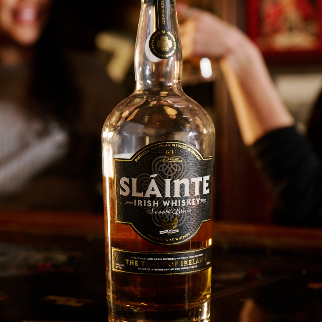 SlainteWhiskey's tweet photo. With warm notes of vanilla, toasted wood, and spices, our Smooth Blend has everything you need to get into fall spirit! https://t.co/7cp0MBJsn0
