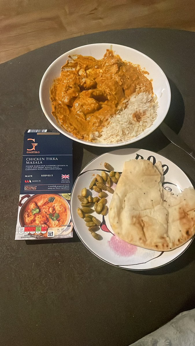 locke101's tweet photo. @AldiUK Hi Aldi do you think that 29 cardamom pods is a bit too many in my curry? https://t.co/w2IxXGYetY