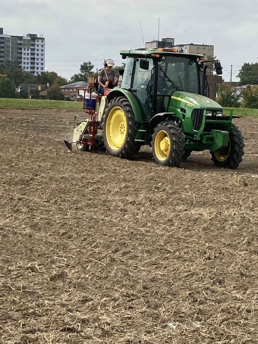 Gavin_HRWW's tweet photo. Eastern AAFC winter wheat program going in, the team is giving that extra effort on a Friday afternoon. 👏🏼 https://t.co/PLtAVstJCt
