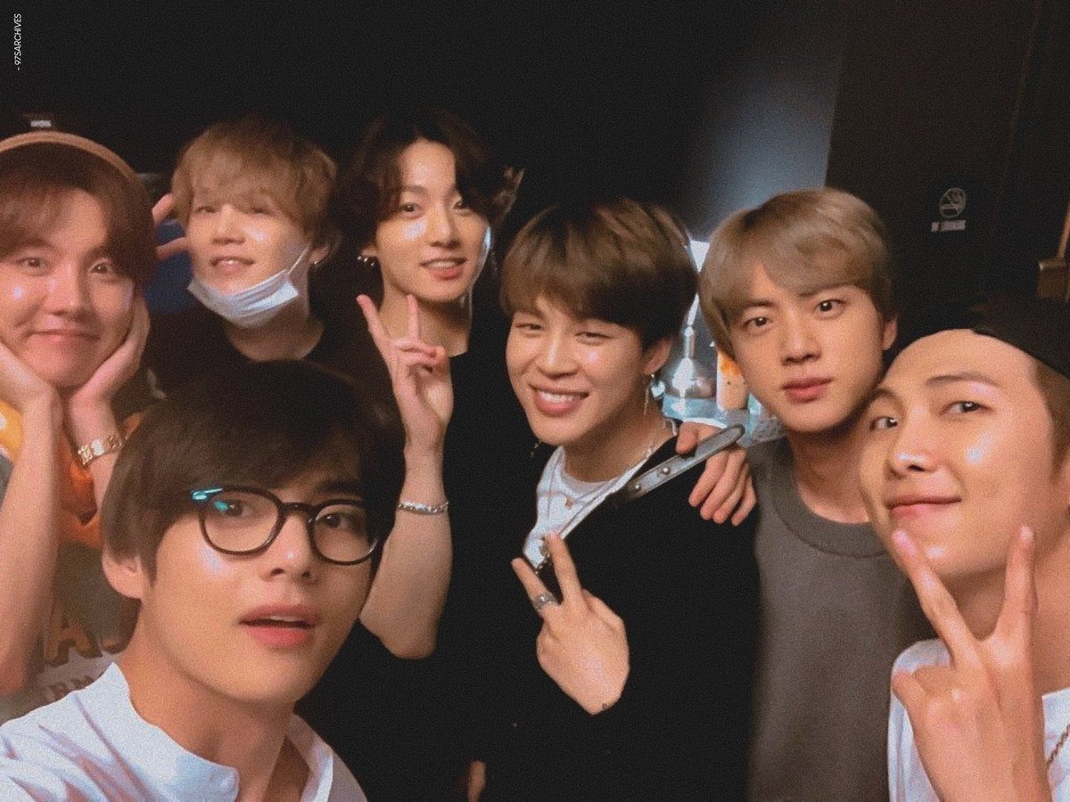 bewithu_13's tweet photo. เธรดรวมเนื้อเพลง BTS ที่ชอบ ʚ♡⃛ɞ ꕤ https://t.co/demKPtQYqE