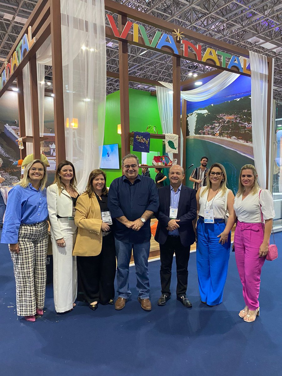 NatalPrefeitura's tweet photo. 🏖️✈️ Natal está presente com estande próprio na 50ª Abav Expo que acontece no Rio de Janeiro. O prefeito @alvarodiasrn participou da programação nesta quinta-feira (28), conferindo o espaço e fazendo contatos institucionais com o intuito de fortalecer Natal como destino! 🤩 https://t.co/GjT582dCtY