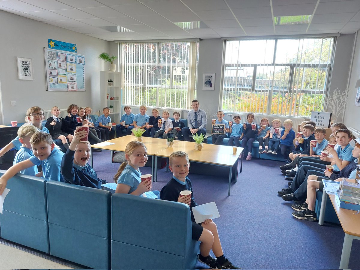 Wallace Primary & Nursery tweet media