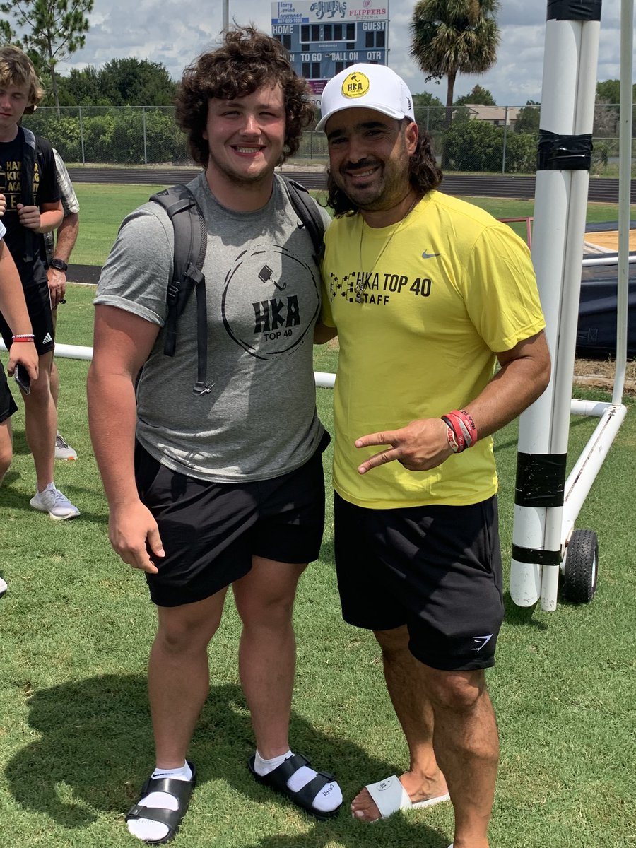 Happy Birthday to the best Coach in 🇺🇸 <a href="/HKA_Tanalski/">Adam</a> 
Thank you for always believing in me and pushing me to be my best!! #eyesup