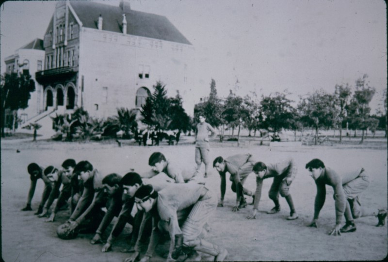 Old School!! @RedlandsHighSch turns 132 this weekend, the oldest school in CA still on its original site. This pic taken on what is now known as Clock Lawn on the corner of Church & Citrus.  #longblueline