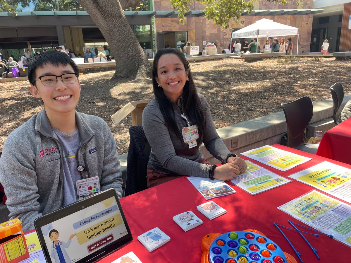 Thank you to the @PaloAltoYMCA for having the Bladder Basics team (@KathleenKanMD, Jacky Chu, Joan Luzon, @ChenxiLiuPhD) at the 6th Annual Palo Alto Community Health Fair! We had a wonderful time engaging families and kids in learning more about #BladderHealth & #BladderBasics!