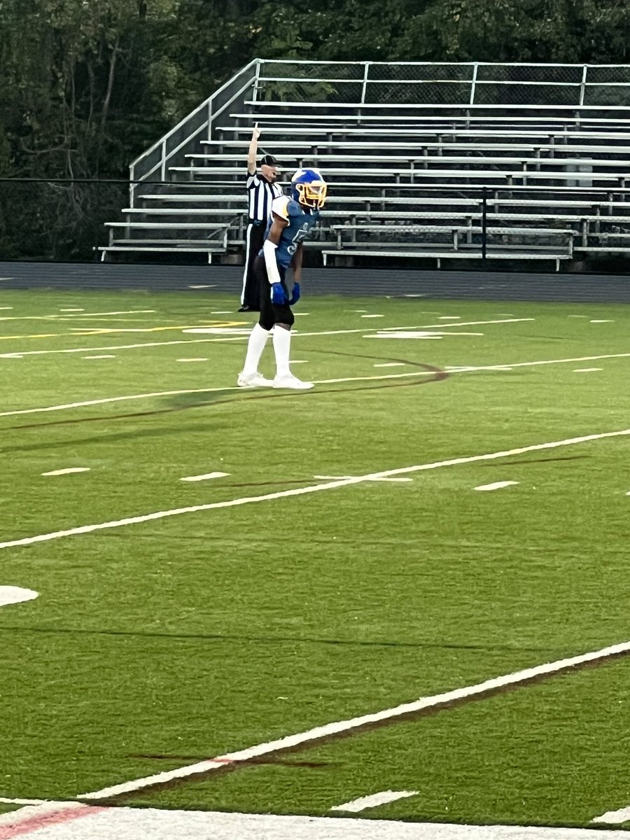 max2k27's tweet photo. JV Week 5 Stats

1 FF
0 Targets On Defense

4-1 ✅ https://t.co/QDTA0nP3iK