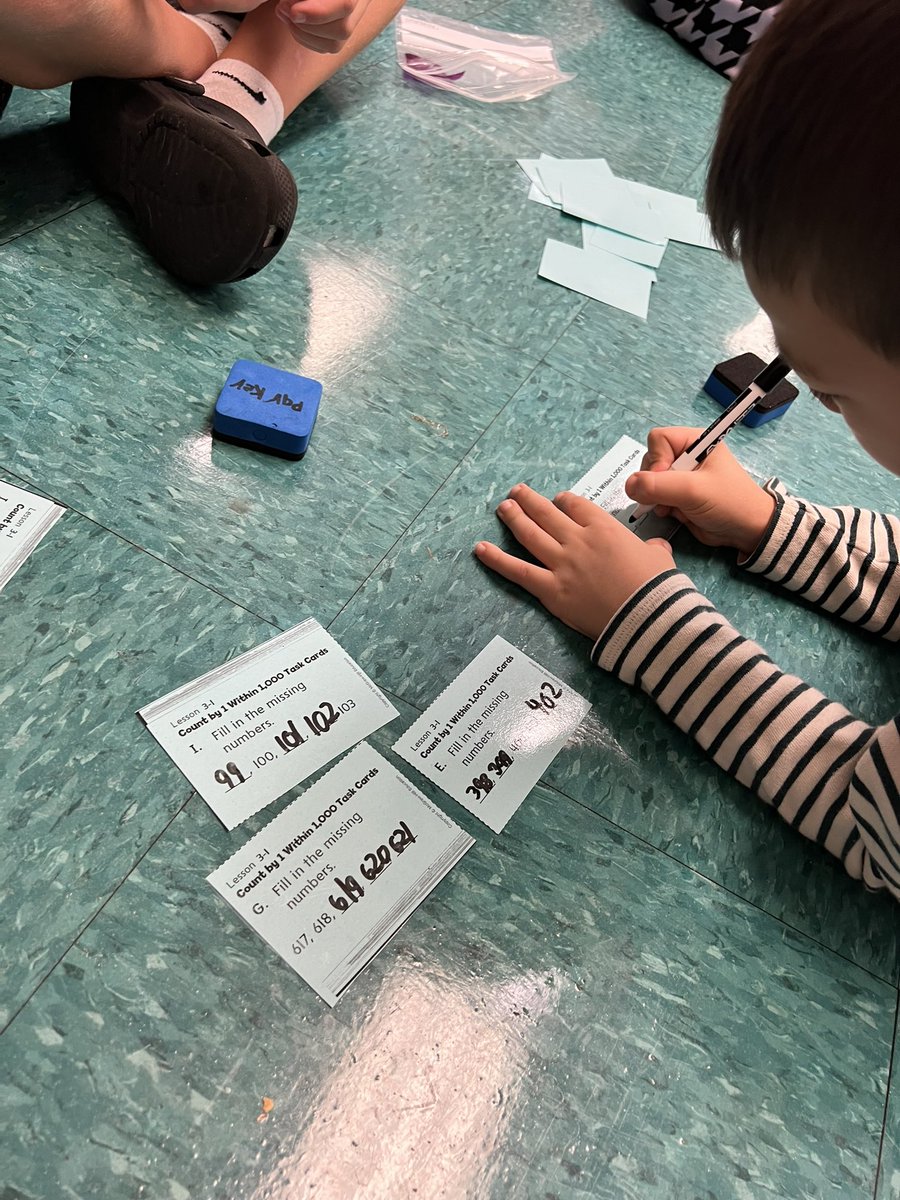 Looking for number patterns within 1,000 🧐