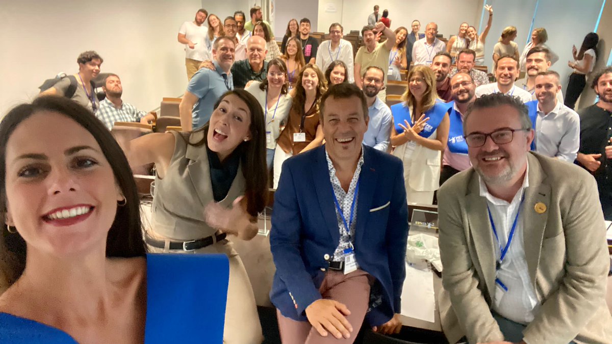 Escuela de Doctorado de la FES tweet media