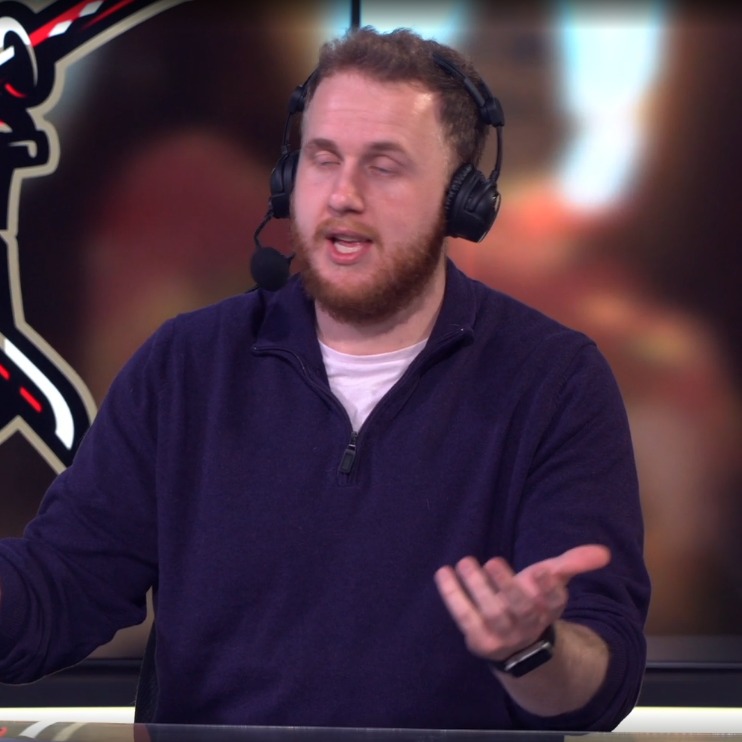 Real_Creepy_K's tweet photo. Gotta love them at the desk! #Smite https://t.co/gTluuslAB2