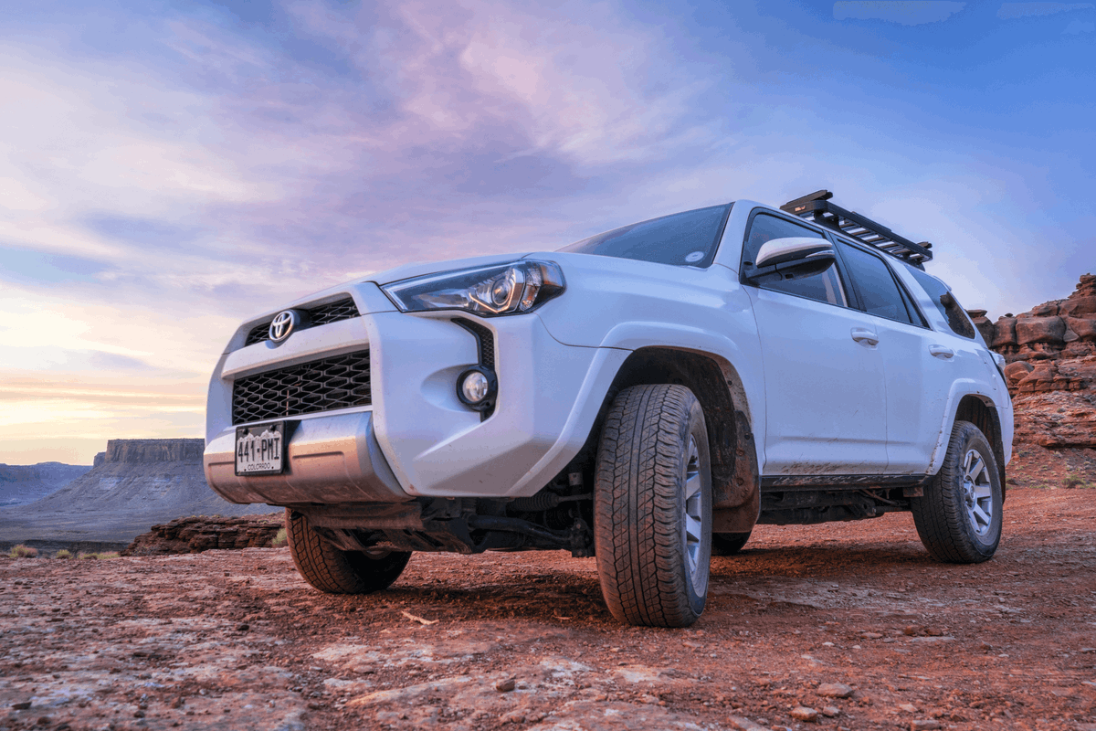 🚘 Explore the rugged world of #offroad adventure with our guide to the best #pickup #trucks for off-road rides. Discover their powerful capabilities and why they're the ultimate choice for outdoor enthusiasts 👉: cutt.ly/Pwbmhq7b