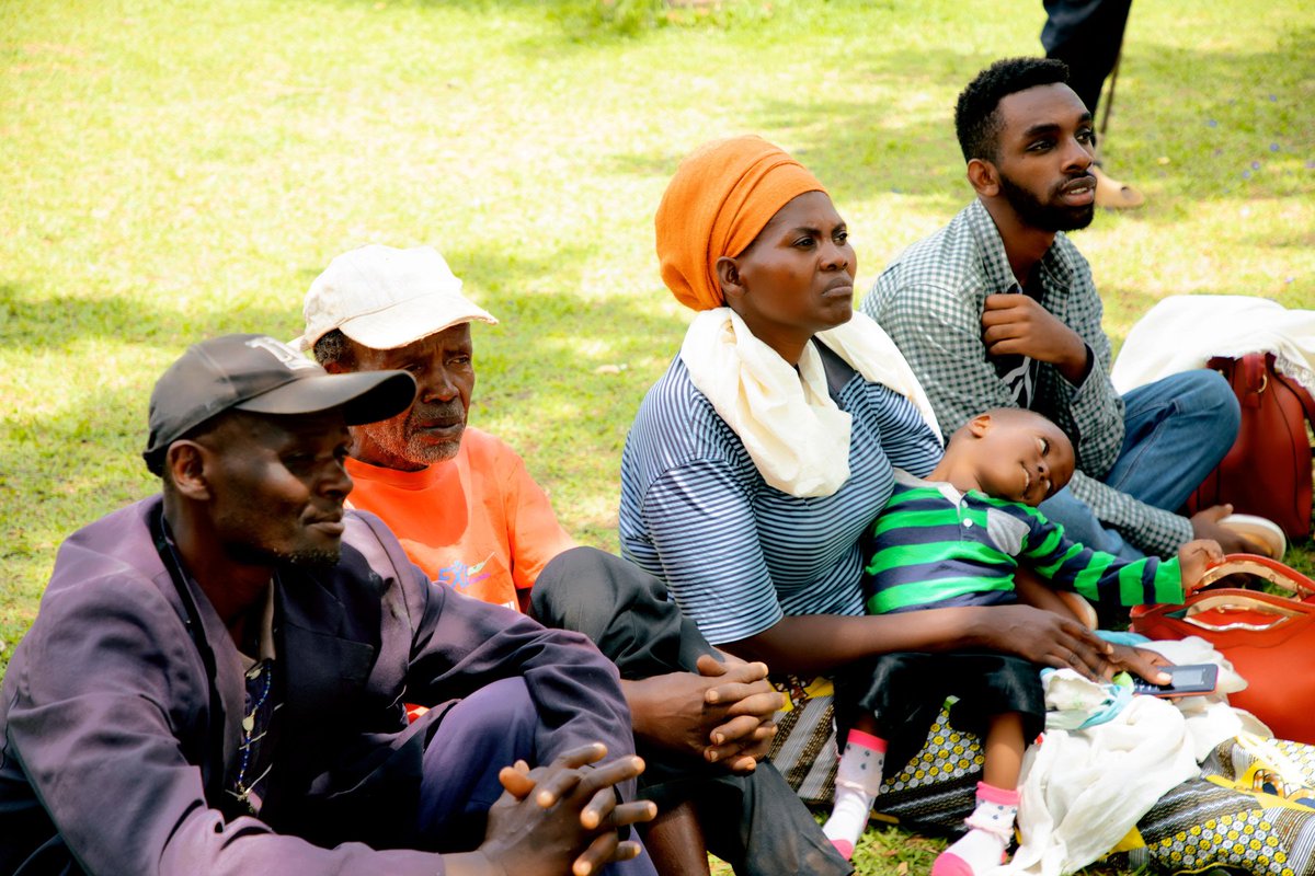 nyomoraf's tweet photo. umuryango wa #Nyomora #Foundation wageneye imiryango 10 igizwe n’abantu 50 ifite abana bafite ubumuga bukomatanyije ndetse nindi ibabaye kurusha iyindi ubwisungane mu kwivuza mu karere @Kamonyi umurenge @RundaSector
#KWITURA
#giveahandgivealife
@NARwanda @Aegis_Trust https://t.co/1XNkBAOgK4