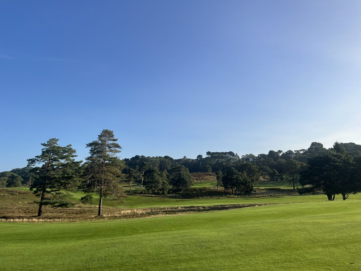 ComptonGreg's tweet image. That’s the first week in the bag at Parkstone. A truly spectacular course that’s maintained by a great bunch. Looking forward to more weeks of learning and hard work round this place