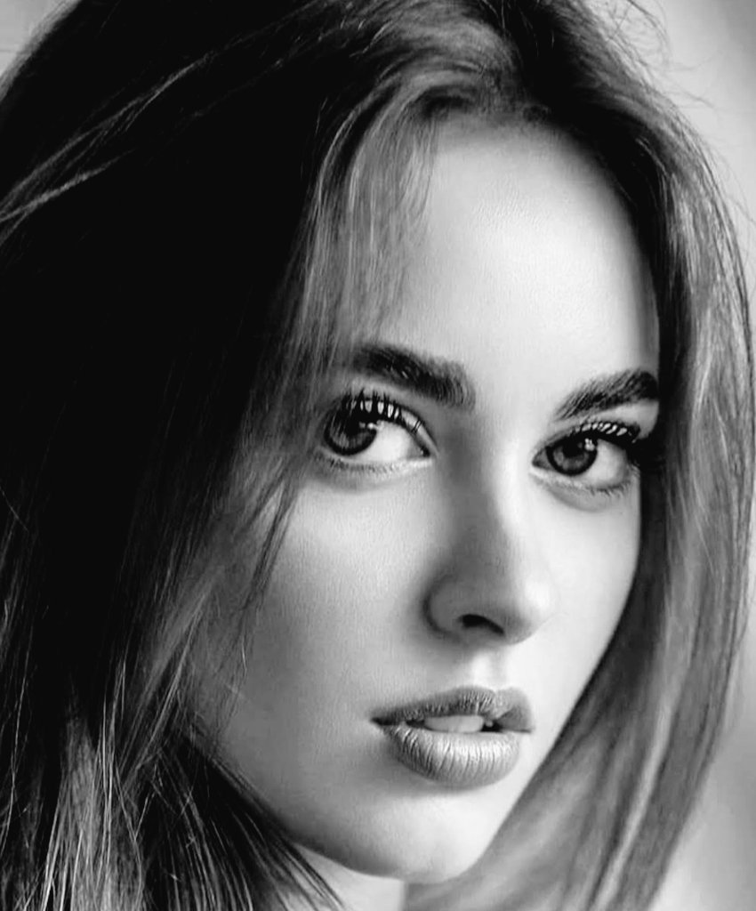 trinidadclara's tweet photo. "Ser buena persona
No significa ser tonto. Al contrario, ser 
Buena persona es algo que
Los tontos no terminan de
Entender"

Buenas noches Twitter a soñar bonito gente guapa 💋

#FelizNoche #FelizFinde 🌹💫
#AntonioOrozco #IndiaMartínez #TantasDudas 🎶
https://t.co/zjR9ybMVZ7 🎶 https://t.co/XeNpfU6AQK