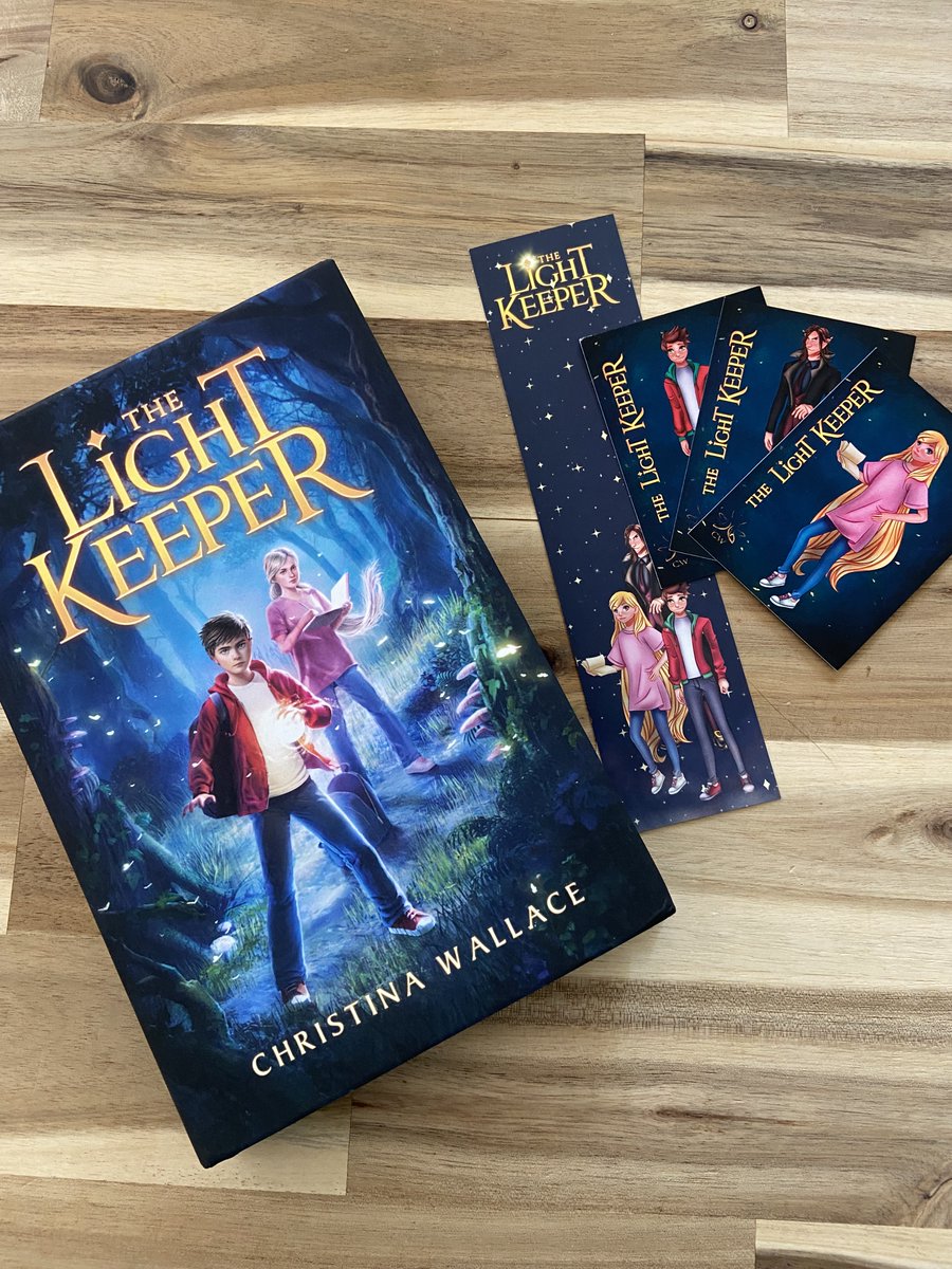 RobinEditorial's tweet image. Look what arrived! My lovely client @CWallace_Author sent me a signed copy of her new MG fantasy, The Light Keeper, for which I did the dev edit. If you like tales of fearsome faeries and unlikely friendships, you'll love this urban fantasy!
#kidlit #amediting #mgfantasy