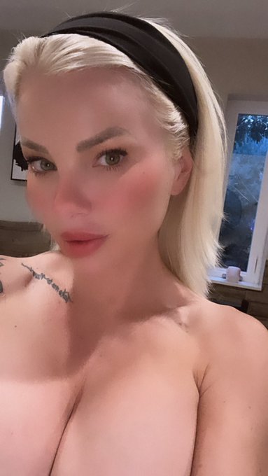 Time to unwind- what&rsquo;s a good newer movie to watch? https://t.co/uNXtDRBELl